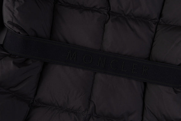 Moncler 24ss Disney Long Waist Black down Jacket 224782