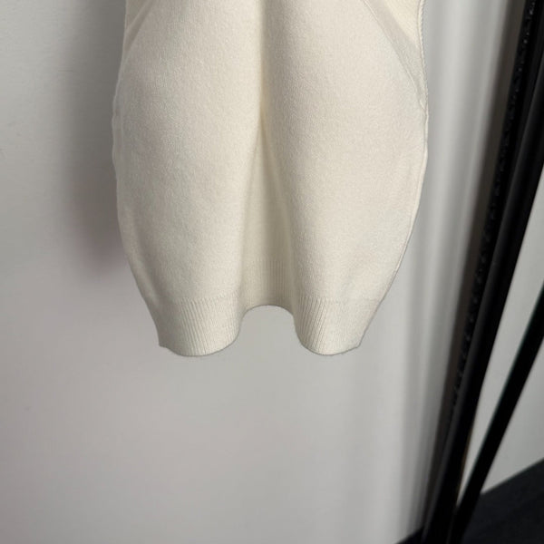 CC Patch Deep V-neck Knitted Camisole