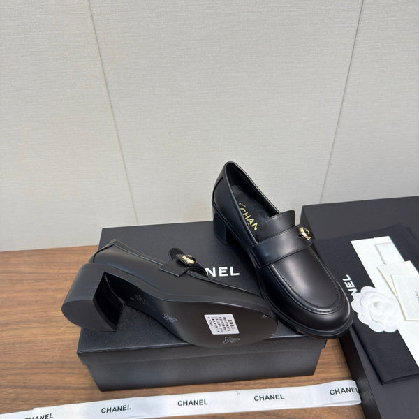 CC 25K Logo Button Loafers 35mm High Heel Black Calfskin 517627