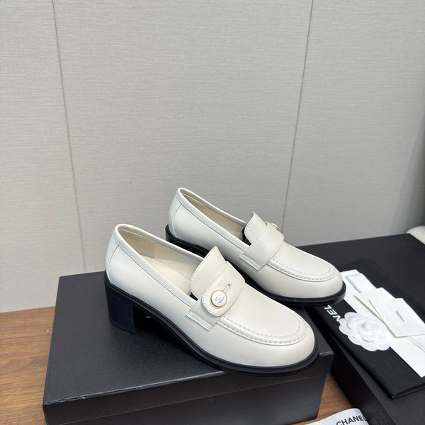 CC 25K Logo Button Loafers 35mm High Heel White Calfskin 517626