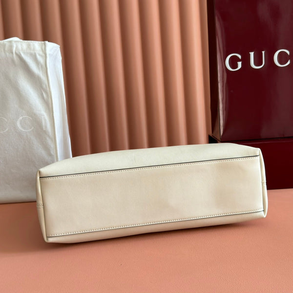 GG 25FW Beatrix Handbag 35cm White Calfskin GHW