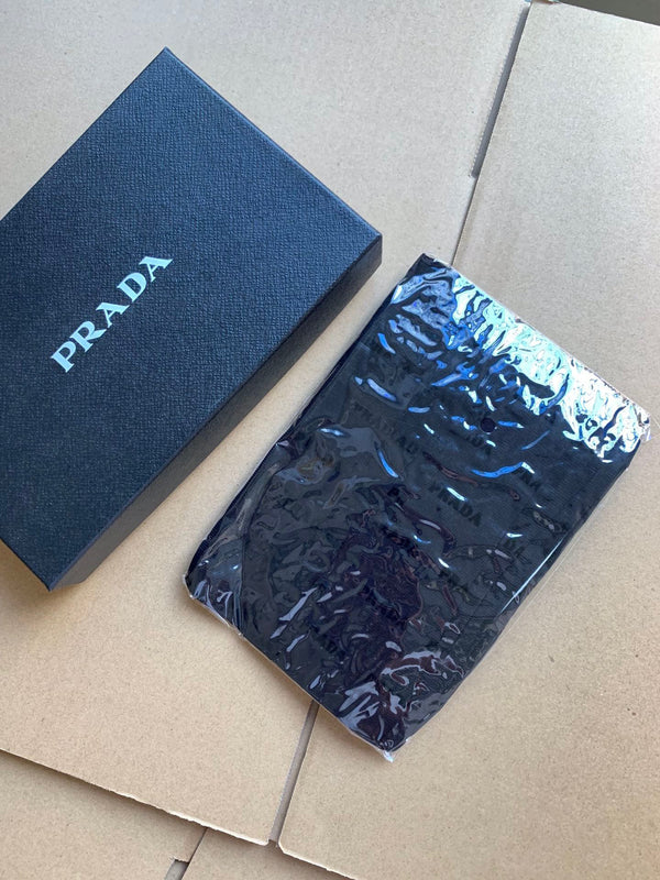 Prada haute couture version 3D letter flocked black pantyhose