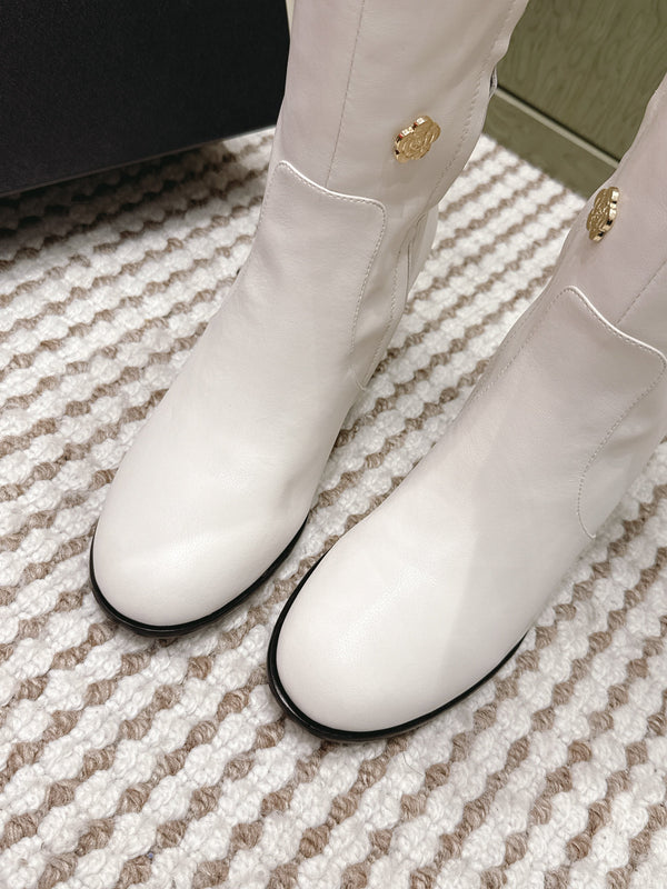 Chanel Riding Boots White Lambskin 567791