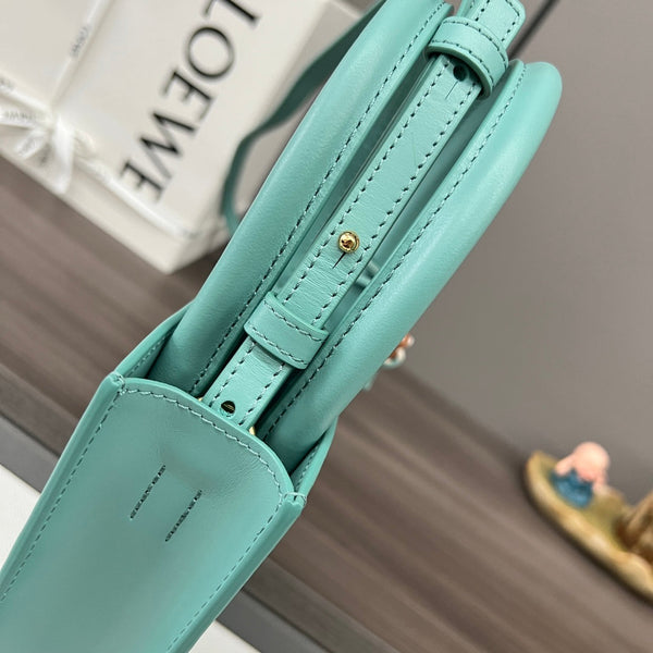 LOE Standard A5 Tote bag in Glossy Turquoise Calfskin 274269