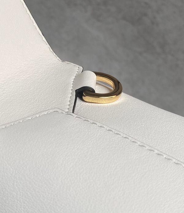 LOE Puzzle Hobo 29cm in Classic White Calfskin 274282