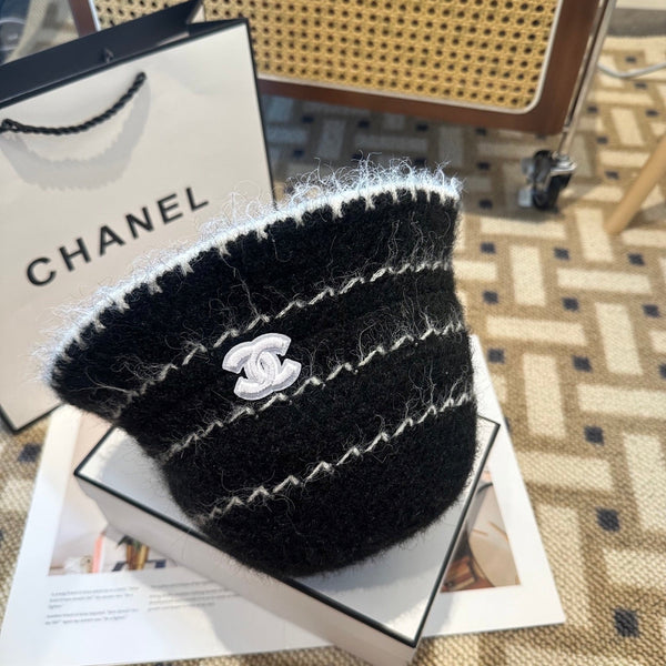 Chanel Nouveau Chapeau Bob en Maille Mélange de Laine Automne/Hiver Noir 960028