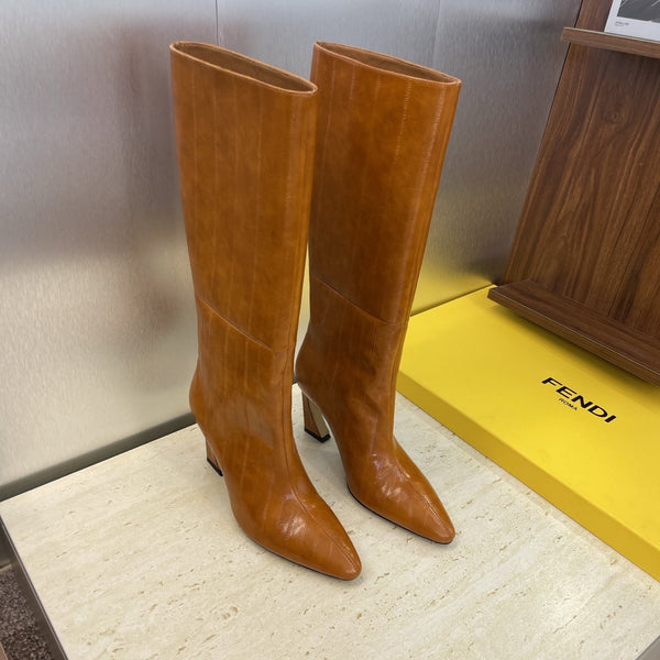 Fendi 2025 Autumn/Winter New Collection High-top Women's Boots Brown Calfskin 574340