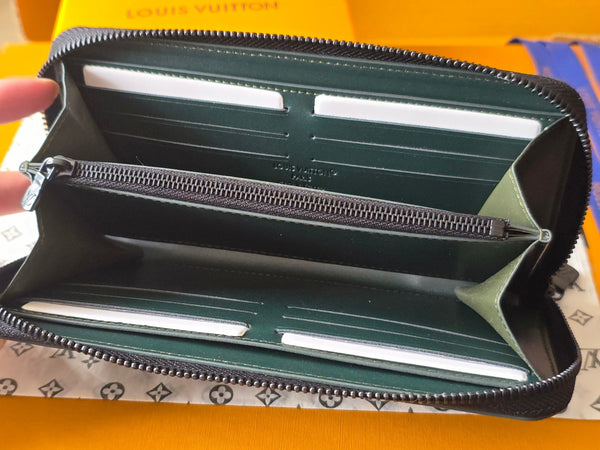 LV Zippy Wallet Dark Gray Calfskin 274806