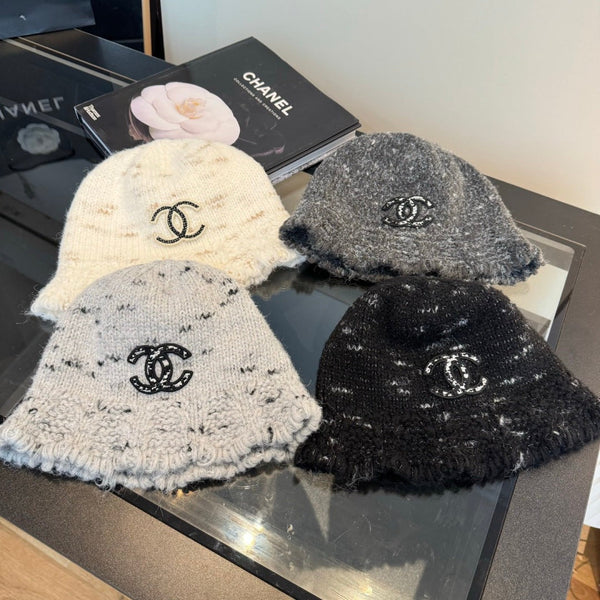 Chanel Bob tricoté noir en fibre 980145