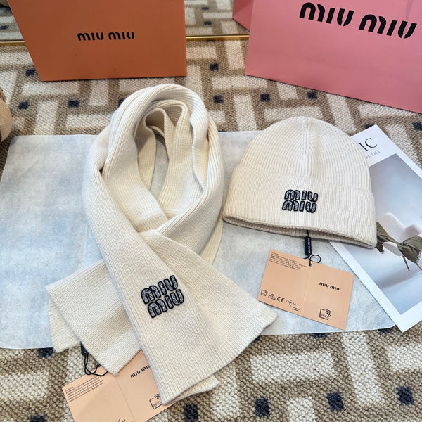 Ensemble en maille de laine crème Miu Miu 979749
