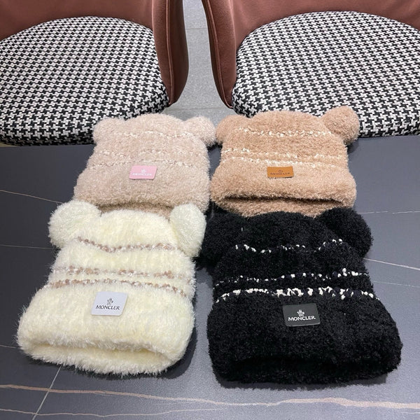 Moncler Cute Bear Fleece-Lined Warm Knitted Beige Hat 980001
