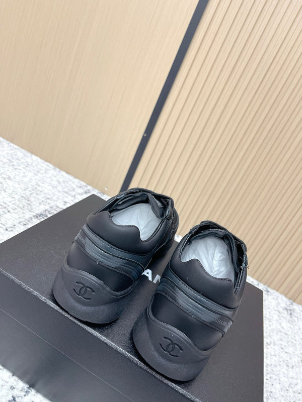 Chanel 26SS Nouvelles Baskets Décontractées Noires en Cuir de Vachette et Tissu Mesh 591413