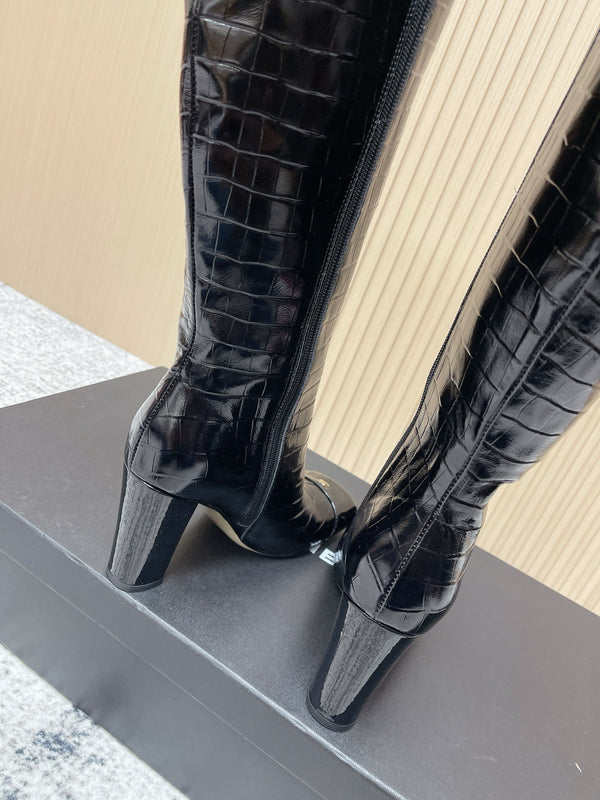 Bottes montantes Chelsea noires CHANEL automne/hiver en cuir de vachette 591402