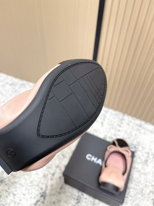 Ballerines Chanel 26SS roses en agneau 591392