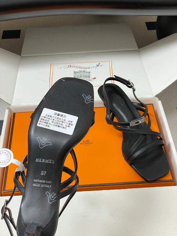 HM Muse Sandal 40 Black in Calfskin 593820