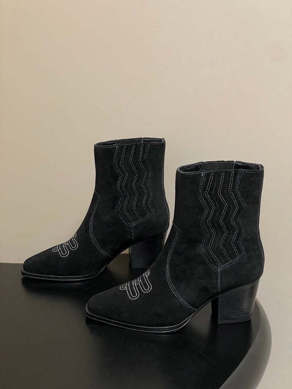 HM Lissa Chelsea Boots 70 Black in Suede 593784