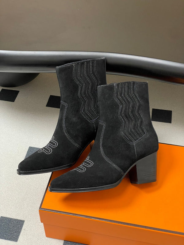 HM Lissa Chelsea Boots 70 Black in Suede 593784