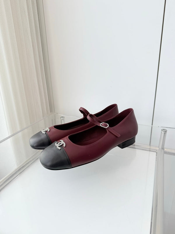 Chanel 26 MaryJane Chaussures Bordeaux Cuir d'Agneau Noir 597383