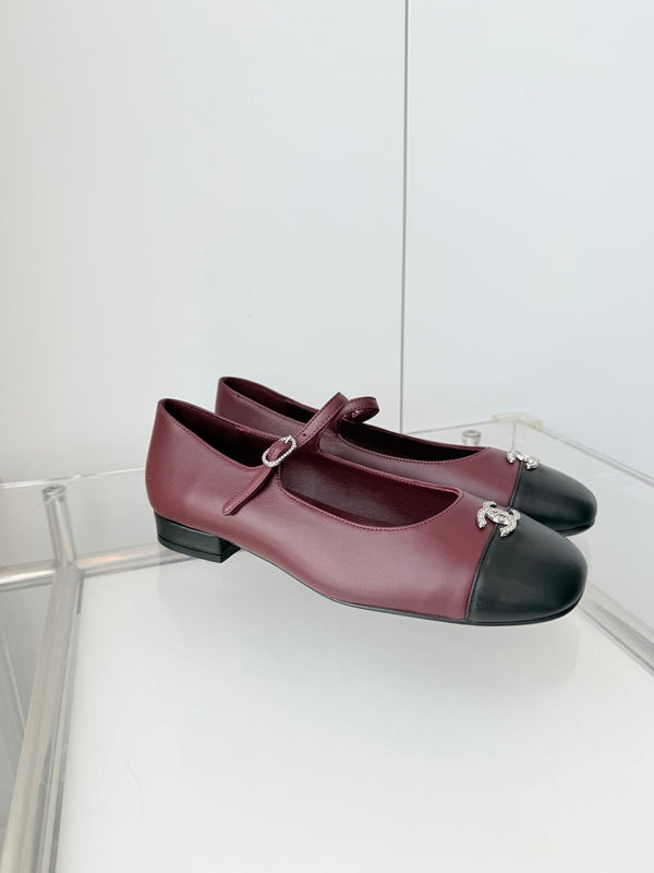 Chanel 26 MaryJane Chaussures Bordeaux Cuir d'Agneau Noir 597383