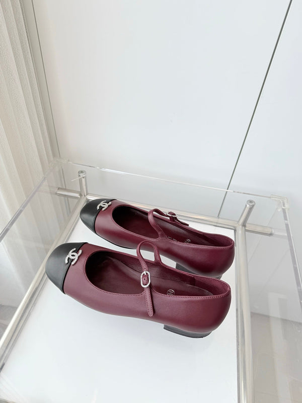 Chanel 26 MaryJane Chaussures Bordeaux Cuir d'Agneau Noir 597383