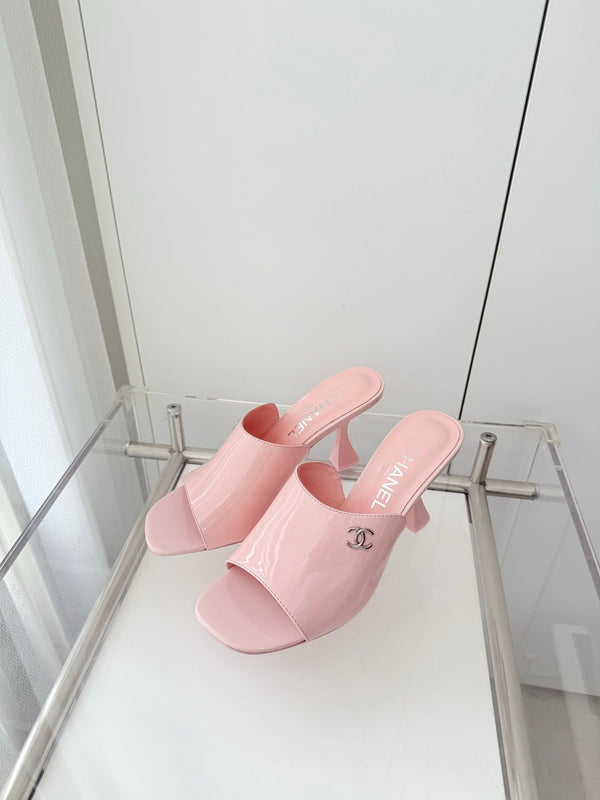 Chanel 26 Sandale 90 Rose en Cuir Verni 597371