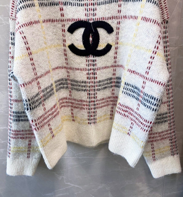 Chanel Beijing 25 Chemise à manches longues bicolore Blanche multicolore en laine 99240