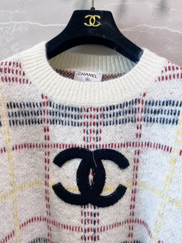 Chanel Beijing 25 Chemise à manches longues bicolore Blanche multicolore en laine 99240