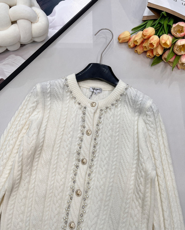 Cardigan col rond en maille torsadée Chanel blanc en laine 799518