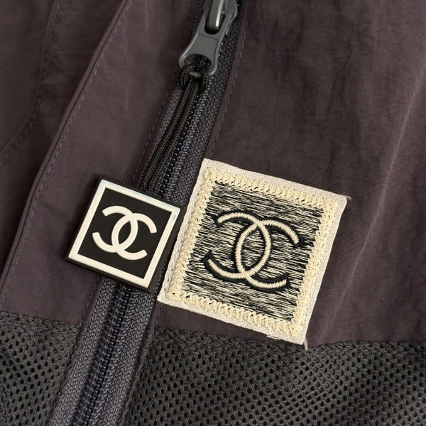 Gilet de travail Chanel sans manches à capuche