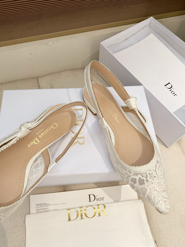CD Ribbon Lace Open-toe Ivory Sandals in Sheepskin 598117