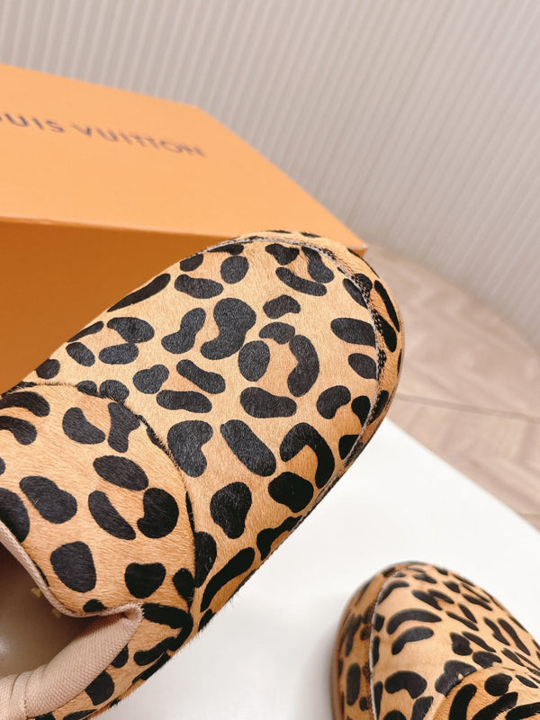 LV x Nigo Collaboration Yeti Sneakers Leopard in Suede Cowhide Leather 600793