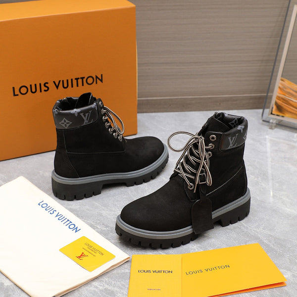 LV x Timberland Collaboration Monogram Black Ankle Boots 35 in Suede Cowhide Leather 600807