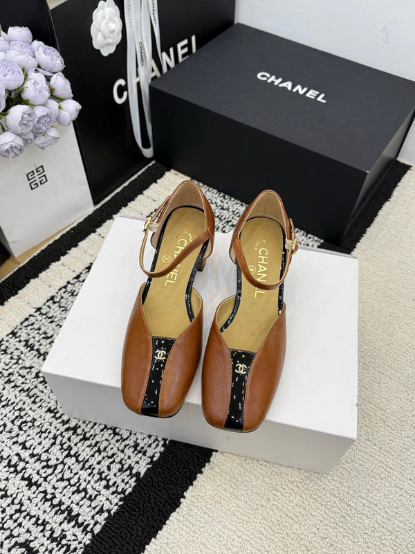 Chanel Classic Mary Janes Brown in Patent Leather 602166