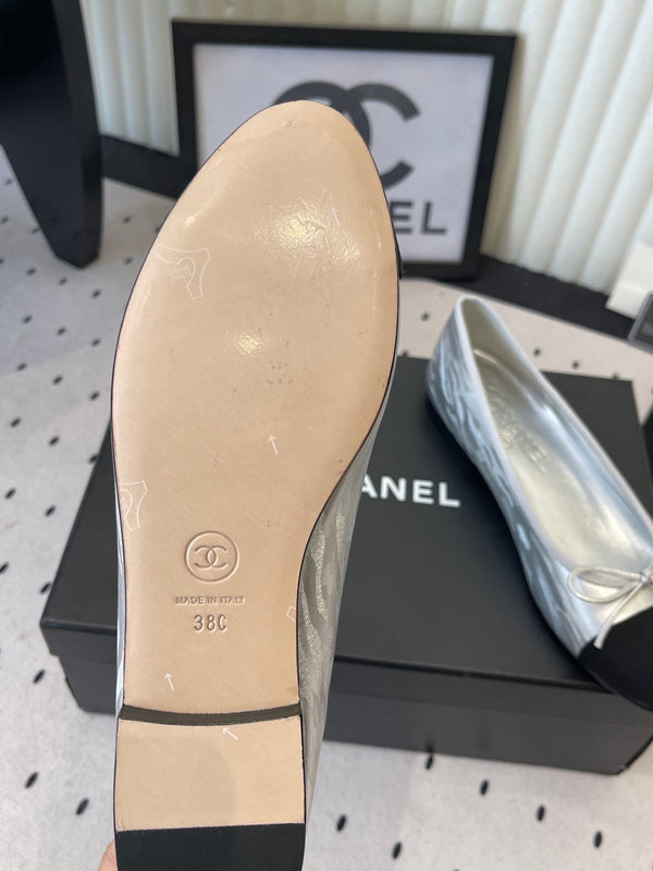 CC Ballerines Argentées en Peau de Mouton 611692