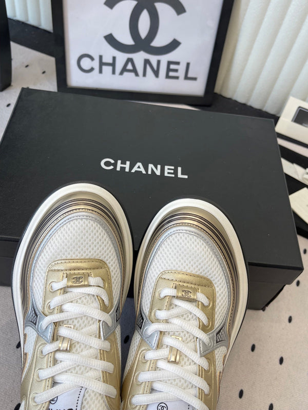 CC Sneaker Gold Métallisé Argenté en cuir de vachette 611663