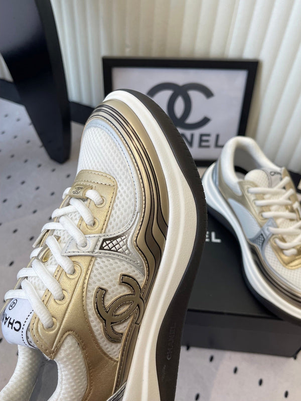 CC Sneaker Gold Métallisé Argenté en cuir de vachette 611663