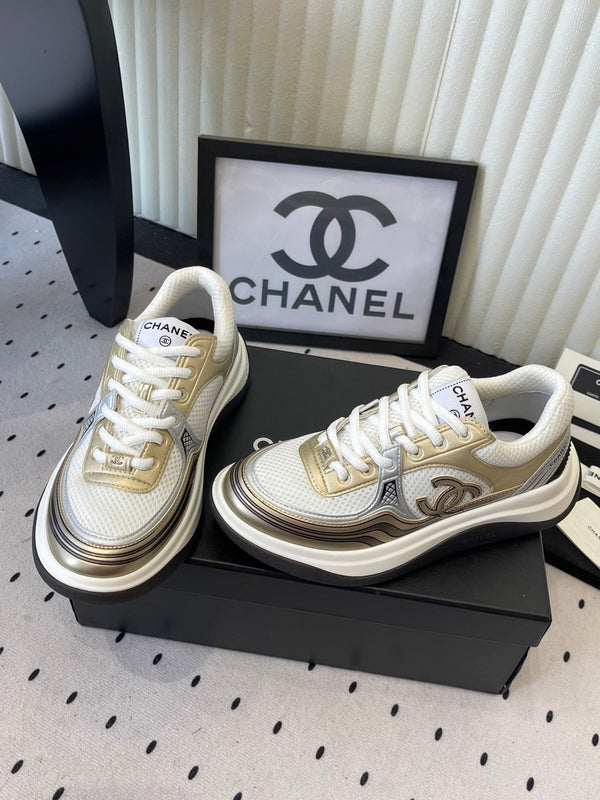 CC Sneaker Gold Métallisé Argenté en cuir de vachette 611663