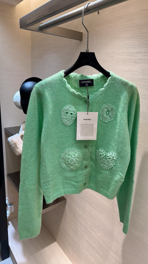 HAUT EN TRICOT VERT MENTHE CHANEL
