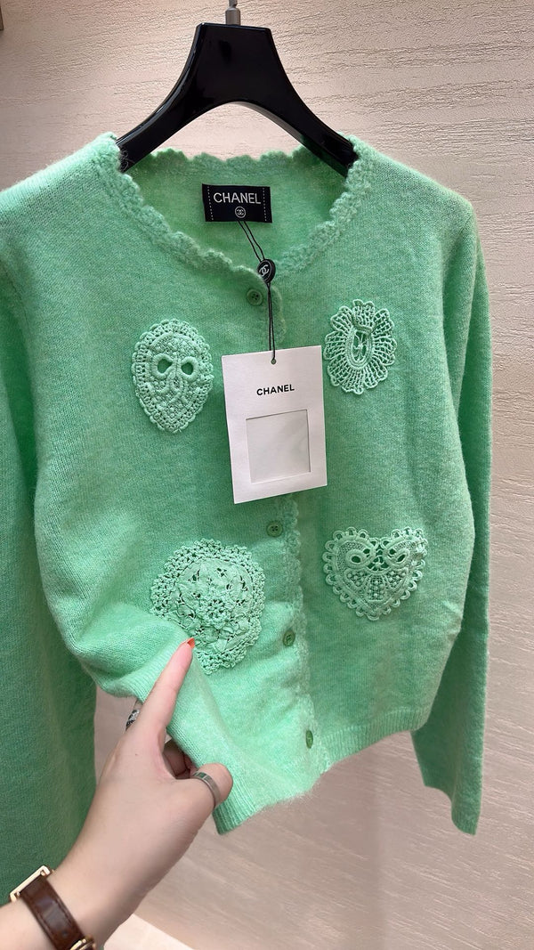 HAUT EN TRICOT VERT MENTHE CHANEL