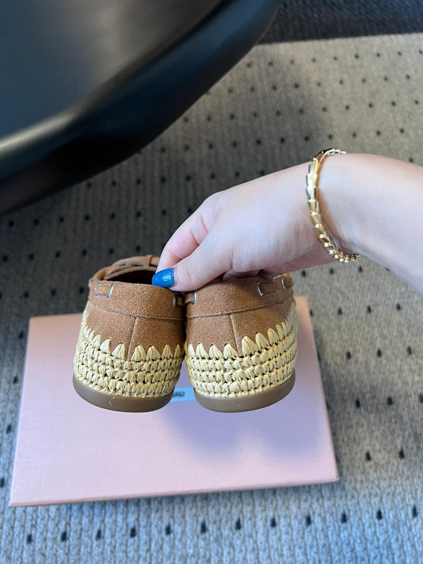 Miu Miu Mocassin 26ss Marron en Daim avec Paille de Raphia 614557