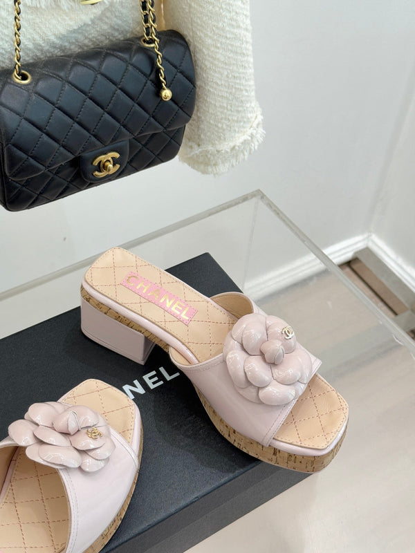 Chanel 26C Camellia Wood Grain Platform Sandals Pink in Leather 615915