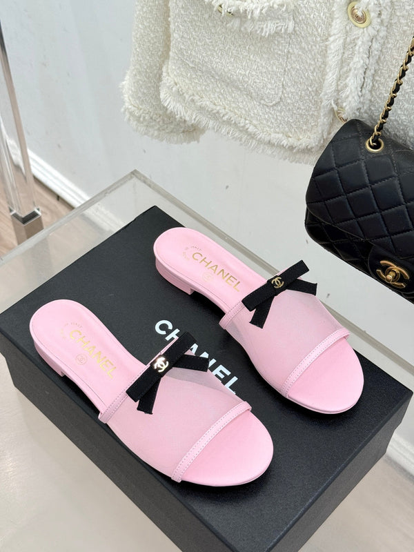 Mules Chanel 26C Double C nœud rose en maille 615710