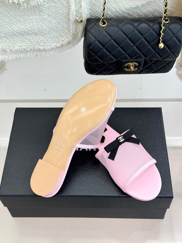 Mules Chanel 26C Double C nœud rose en maille 615710