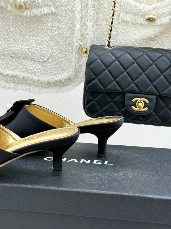 CC 26s Bow Slippers High Heel 35mm Black Satin Sheepskin 615751