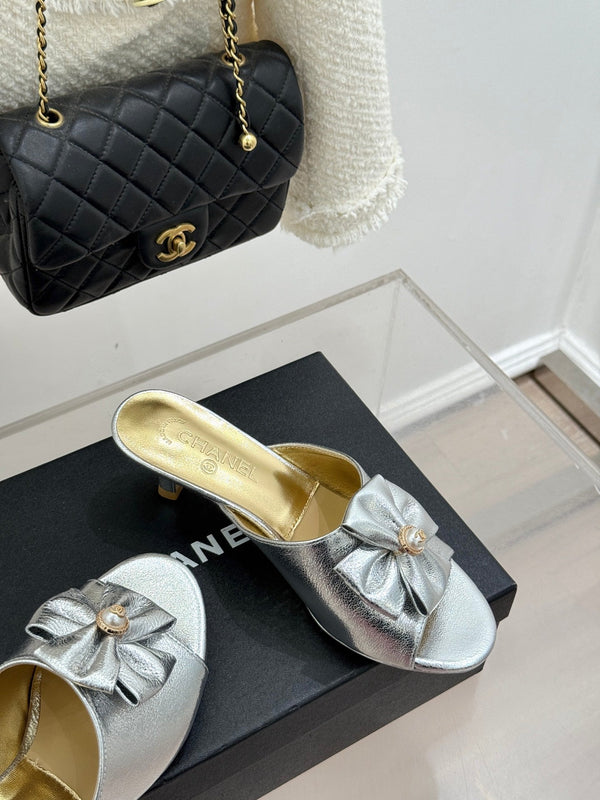 CC 26s Bow Slippers High Heel 35mm Silver Metallic Satin Sheepskin 615748