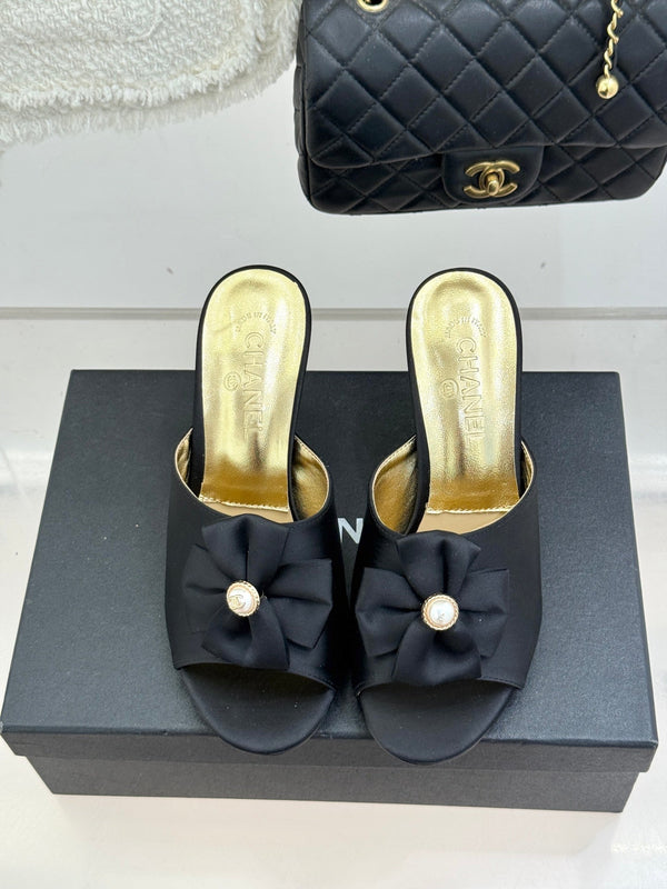 CC 26s Bow Slippers High Heel 75mm Black Satin Sheepskin 615745