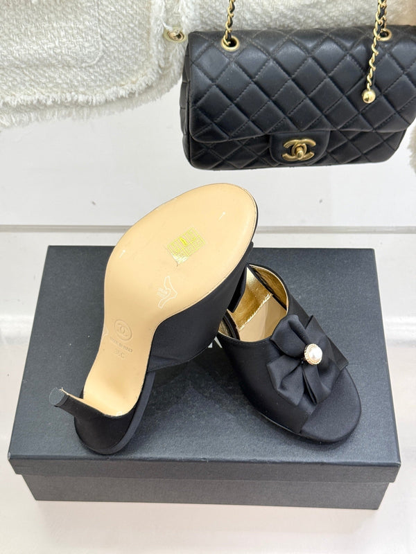 CC 26s Bow Slippers High Heel 75mm Black Satin Sheepskin 615745