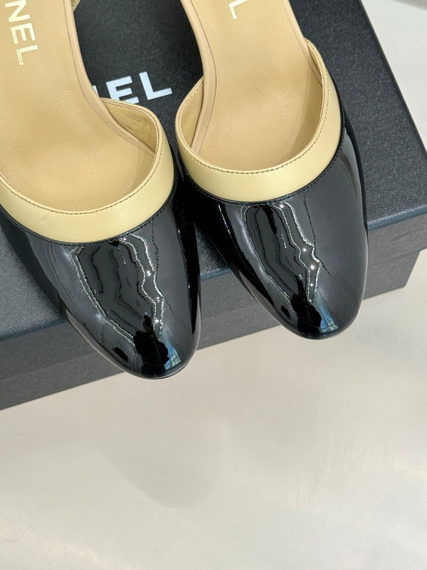 Chanel 26C Open-Back High-Heel Sandals Beige Black in Leather 615701