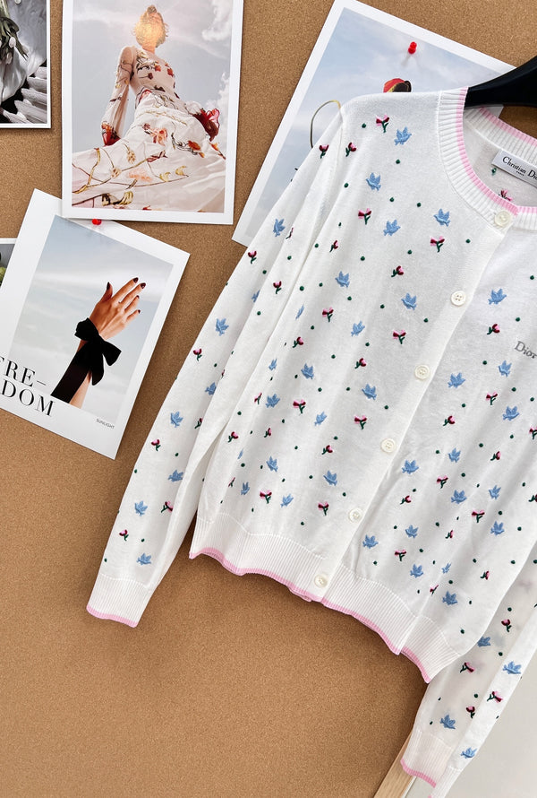 CD 26 Bird and Rose Embroidered Round Neck Tencel Knit White Cardigan