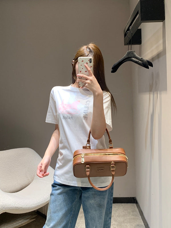 T-shirt col rond à manches courtes imprimé calèche Celine Printemps/Été 2026 en coton blanc 839795